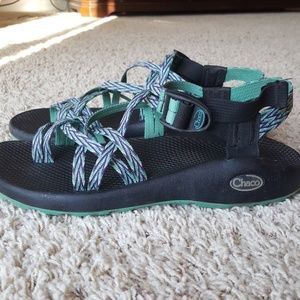 Womens chacos size 9 wide